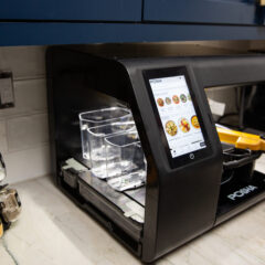 This $1,500 robot cooks dinner while I work