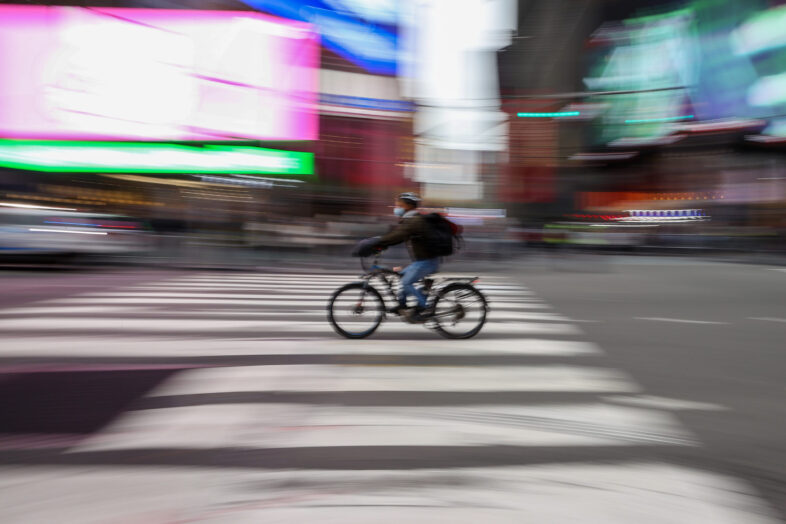 That viral Reddit post about food delivery apps was an AI scam