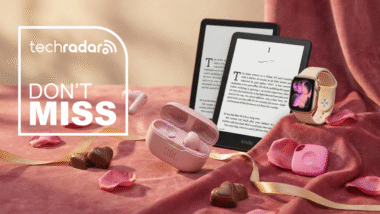 Here are 15 last-minute tech gadgets from Amazon that I'd actually want to receive for Valentine's Day