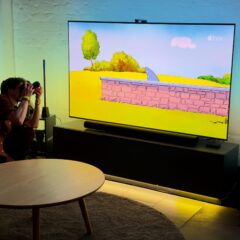 Philips Hue adds more affordable options for syncing smart lights with your TV