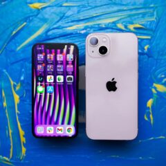 iPhone Handoff will seamlessly share one number between two phones