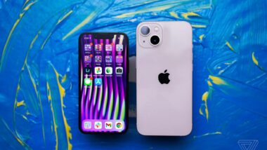 iPhone Handoff will seamlessly share one number between two phones